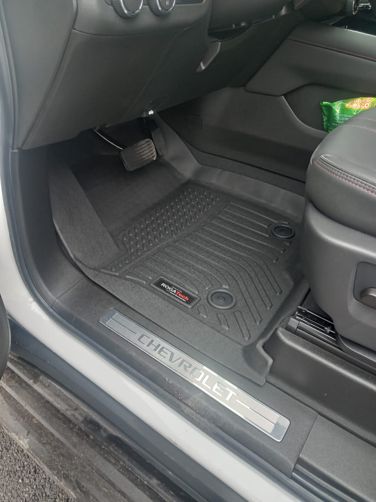 Chevrolet Tahoe 2025-2026, Alfombras de bandeja AY, 3 filas, Rogatech
