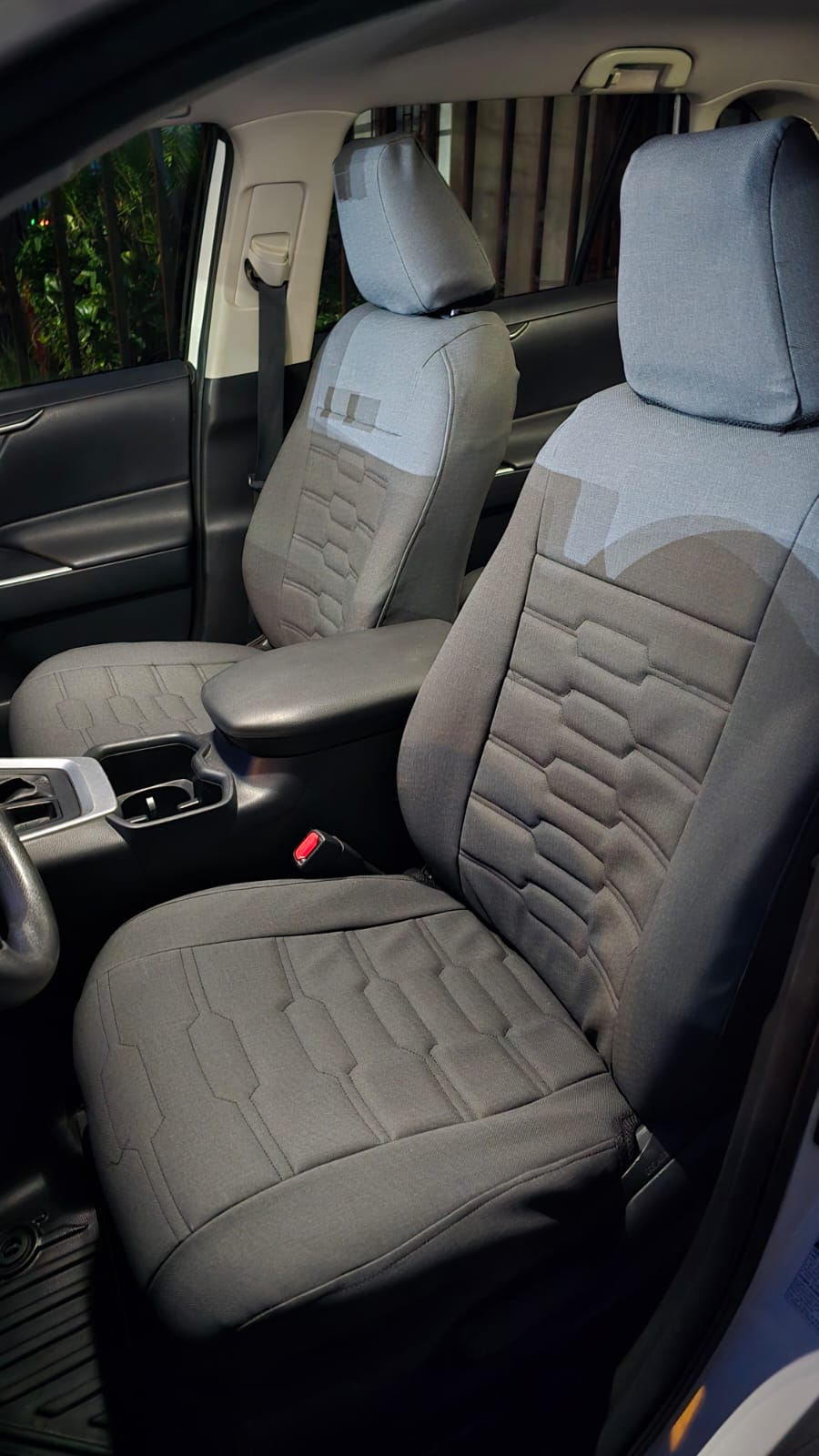 Toyota Rav4 2019-2025 cobertor para asientos 5 pasajeros  Vinil Artico